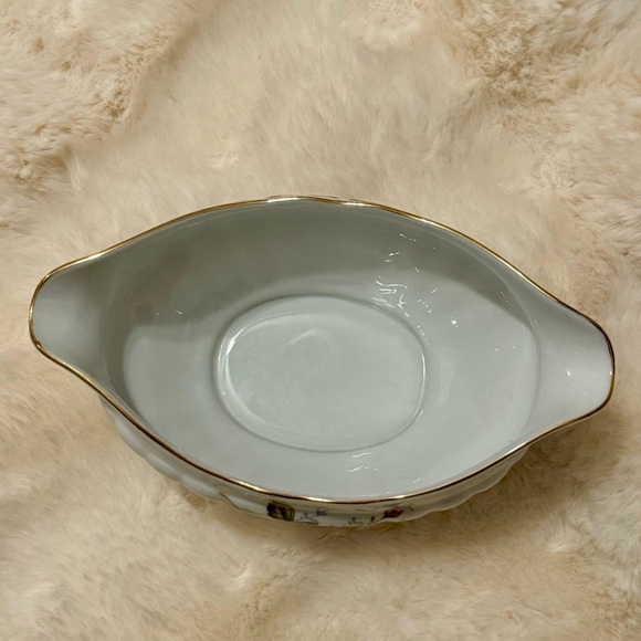 Vintage Royal Rose Fine China of Japan's Moss Rose pattern Gravy Dish. - Picture 4 of 9